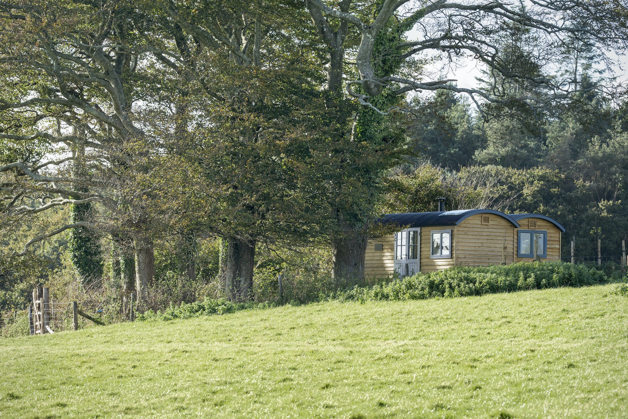 Luxury glamping wild cabin shepherds hut Aurora